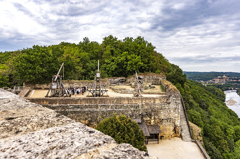 Siege weapons