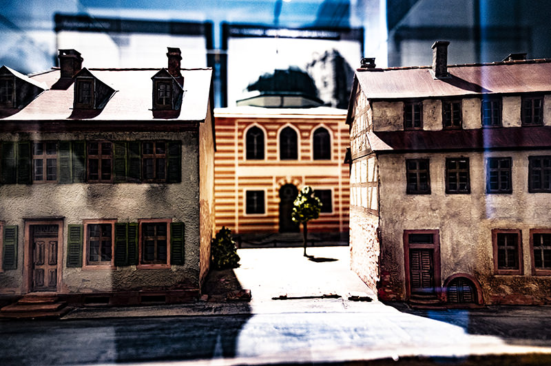 Model of the city quarter with a view of the synagogue | © Bert Schwarz 2025