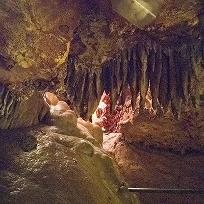 Path through the cave | © Bert Schwarz 2019