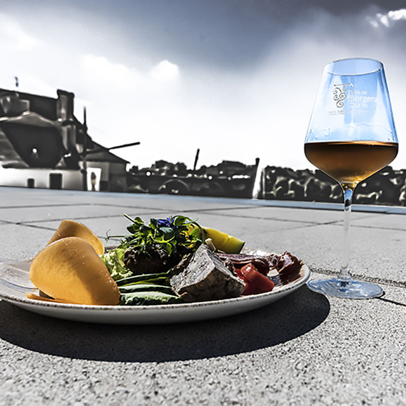 When you hear the name Bergerac, the first name that comes to mind is Cyrano. - And the Quay Cyrano, where you can buy delicacies and excellent regional wine. | © Bert Schwarz 2022